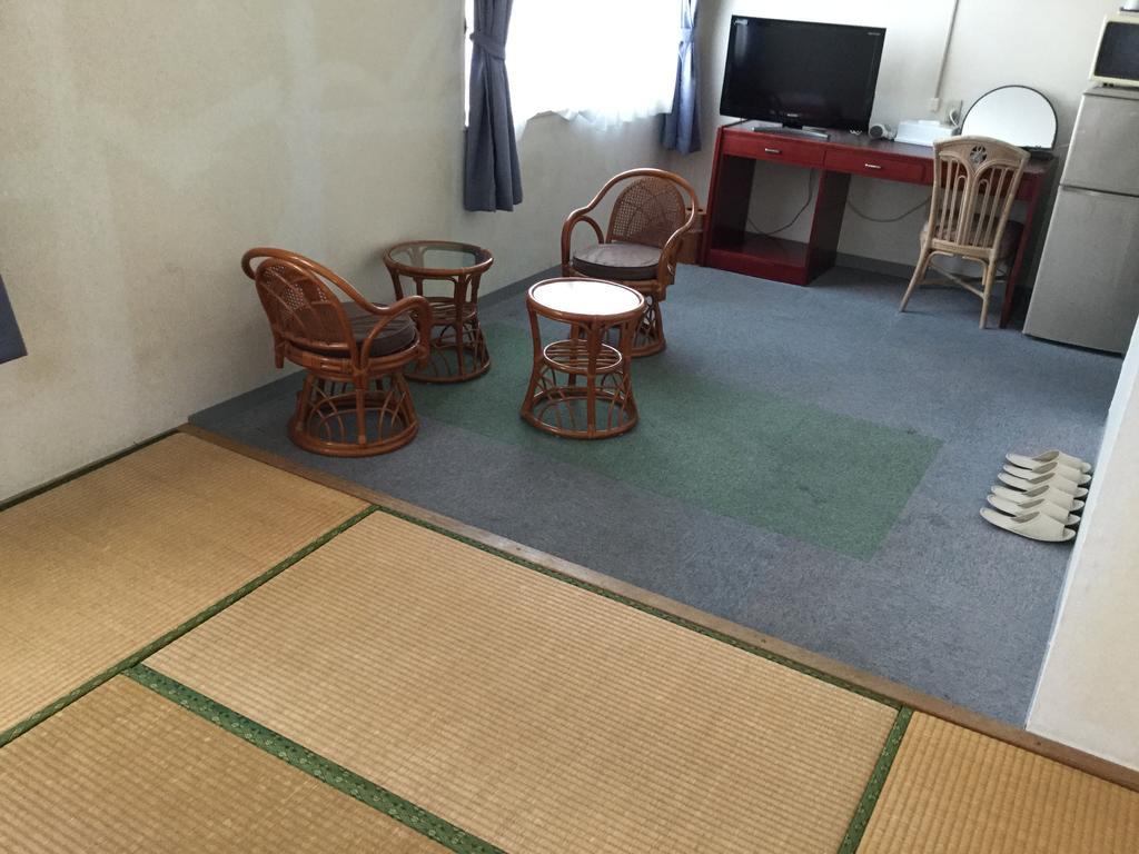 Hotel Peace Land Ishigaki Ishigaki  Kültér fotó